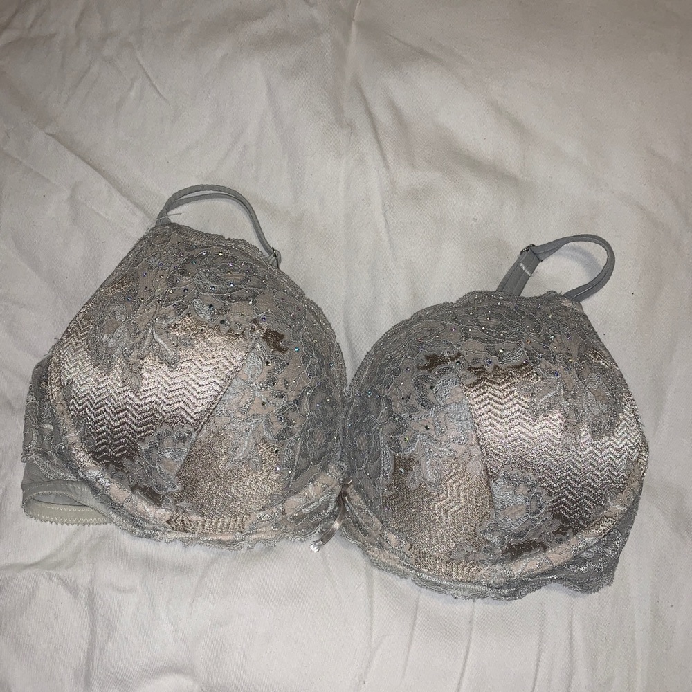 Victoria’s Secret Very Sexy Push-Up 38C